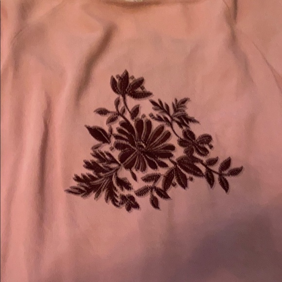 Top - Picture 2 of 2